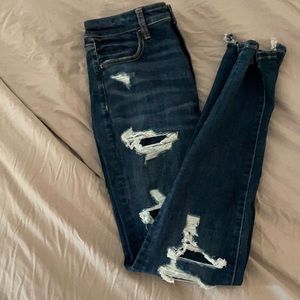 High waisted American Eagle Jeans